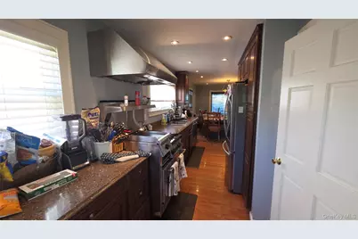 34 Irma Avenue, Port Washington, NY 11050 - Photo 7