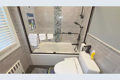 34 Irma Avenue, Port Washington, NY 11050 - Photo 9