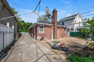 50-11 175th St, Fresh Meadows, NY 11365 - Photo 3