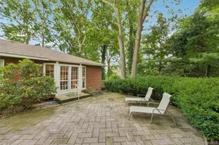 14 Mont Ave, Dix Hills, NY 11746 - Photo 37