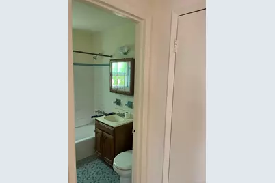 99 N Middletown Road #E, Pearl River, NY 10965 - Photo 7