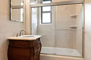 25-40 31st Ave, Astoria, NY 11106 - Photo 15