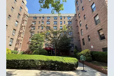 83-25 98th Street #1M, Woodhaven, NY 11421 - Photo 1