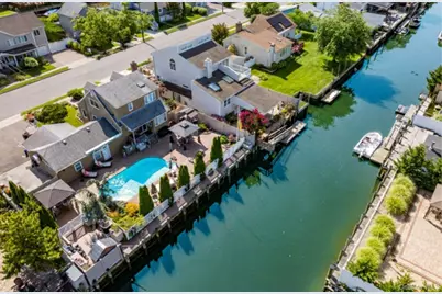 718 Farmers Avenue, Bellmore, NY 11710 - Photo 1
