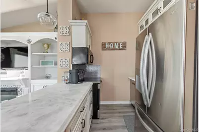 1 Anchorage Way #202, Freeport, NY 11520 - Photo 5