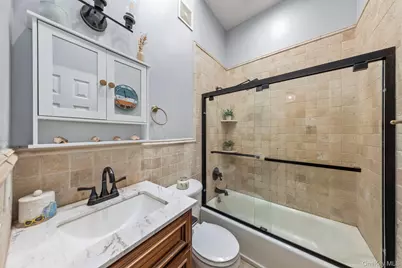 1 Anchorage Way #202, Freeport, NY 11520 - Photo 9