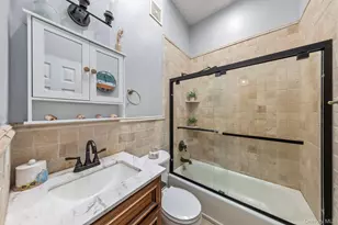 1 Anchorage Way, Freeport, NY 11520 - Photo 9