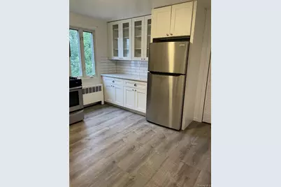53 Haven Avenue #2nd Fl, Port Washington, NY 11050 - Photo 5