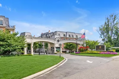 3000 Royal Court #3107, North Hills, NY 11040 - Photo 21