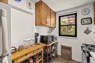 139-15 83rd Ave, Briarwood, NY 11435 - Photo 13