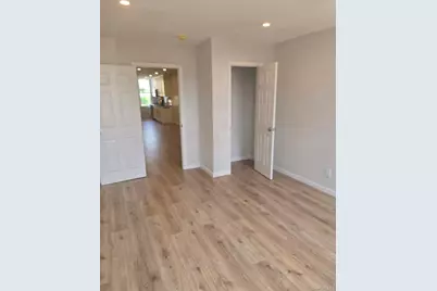 6077 55th Street #2R, Maspeth, NY 11378 - Photo 7