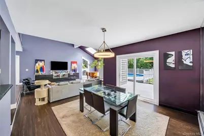 859 Pine Avenue, West Islip, NY 11795 - Photo 7