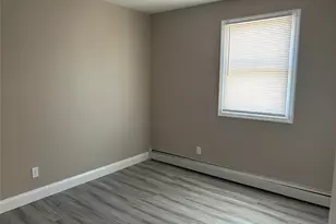 85 Ralph Ave, Babylon, NY 11702 - Photo 11