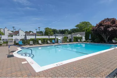 32 Chippendale Drive, Mount Sinai, NY 11766 - Photo 43
