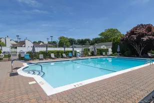 32 Chippendale Dr, Mount Sinai, NY 11766 - Photo 43