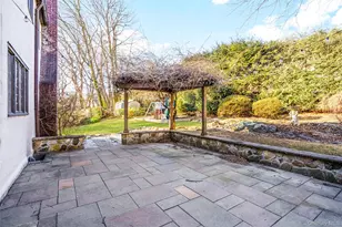 22 Verdun Ave, New Rochelle, NY 10804 - Photo 25