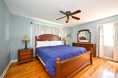 76-04 252nd Street, Bellerose, NY 11426 - Photo 9