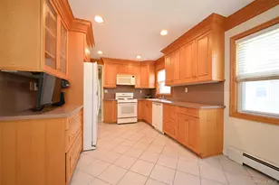 76-04 252nd St, Bellerose, NY 11426 - Photo 11