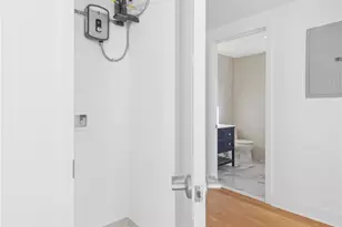 1-83 Beach 101st St, Rockaway Park, NY 11694 - Photo 11