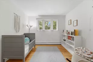 239 Canterbury Rd, White Plains, NY 10607 - Photo 19