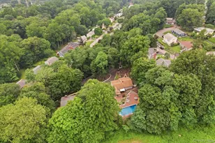 239 Canterbury Rd, White Plains, NY 10607 - Photo 35