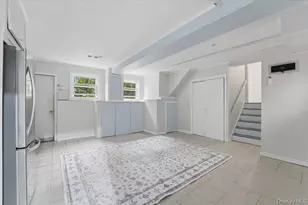 239 Canterbury Rd, White Plains, NY 10607 - Photo 29