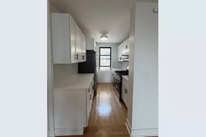 445 W 240th Street #3M, Bronx, NY 10463 - Photo 3