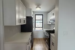 445 W 240th St, Bronx, NY 10463 - Photo 3
