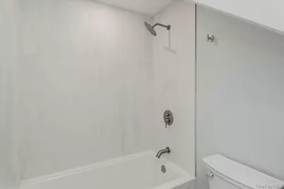 155 Carman Avenue, East Rockaway, NY 11518 - Photo 25