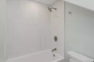 155 Carman Ave, East Rockaway, NY 11518 - Photo 25