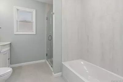 155 Carman Avenue, East Rockaway, NY 11518 - Photo 19