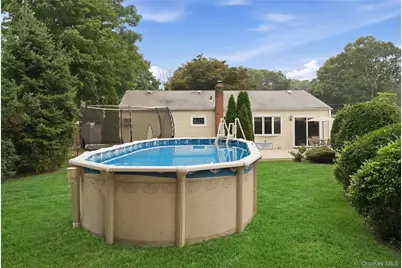 115 Argyle Avenue, Selden, NY 11784 - Photo 29