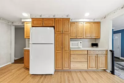 115 Argyle Avenue, Selden, NY 11784 - Photo 13