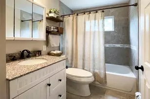 115 Argyle Ave, Selden, NY 11784 - Photo 15