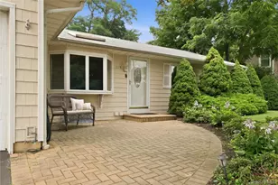 115 Argyle Ave, Selden, NY 11784 - Photo 3