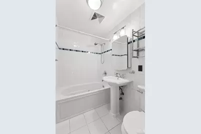 116-45 Union Turnpike, Forest Hills, NY 11375 - Photo 15