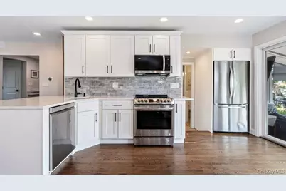 57 Beach Road, Massapequa, NY 11758 - Photo 5