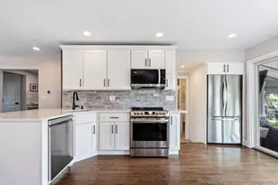 57 Beach Rd, Massapequa, NY 11758 - Photo 5