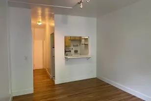 221 E 76th St, New York, NY 10021 - Photo 5