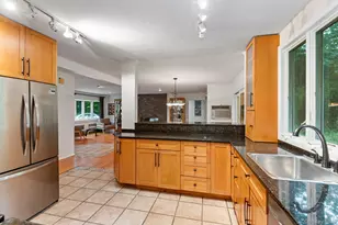 75 Cove Rd, Huntington, NY 11743 - Photo 13