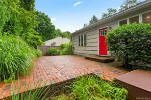 75 Cove Rd, Huntington, NY 11743 - Photo 33