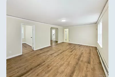 302 W Hudson Street, Long Beach, NY 11561 - Photo 9