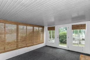 102 Willett Ave, Sayville, NY 11782 - Photo 19