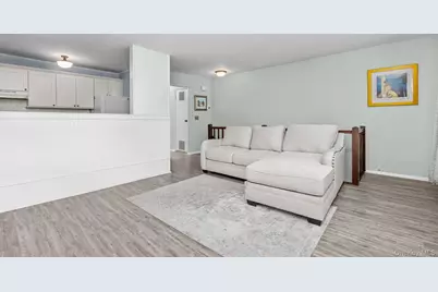 1 Wyndover Woods Lane #10, White Plains, NY 10603 - Photo 3