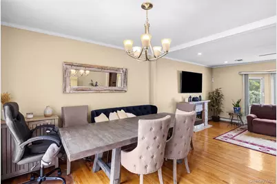 9 Florgate Road, Farmingdale, NY 11735 - Photo 15