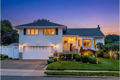 9 Florgate Road, Farmingdale, NY 11735 - Photo 1