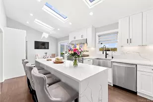 336 Grand Central Ave, Amityville, NY 11701 - Photo 7
