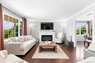 336 Grand Central Ave, Amityville, NY 11701 - Photo 5