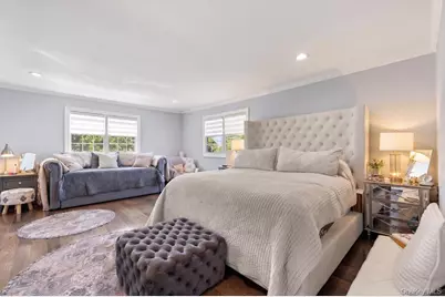 336 Grand Central Avenue, Amityville, NY 11701 - Photo 25