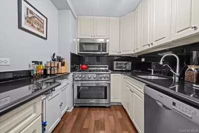 2575 Palisade Avenue #2C, Bronx, NY 10463 - Photo 7